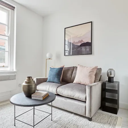 Sonder Mountjoy Square-3